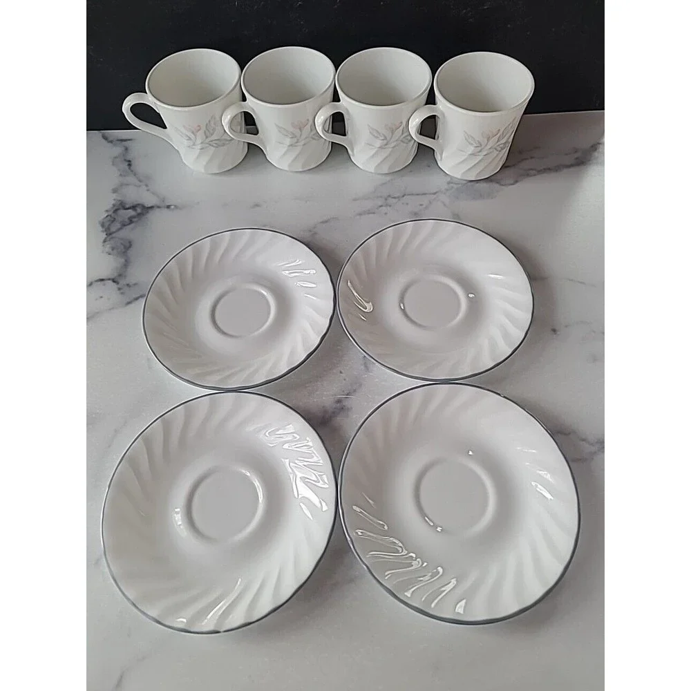Vintage Corning USA 17 Cups And Saucers